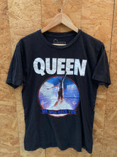 Queen We Will Rock You Freddie Mercury band merch t-shirt size medium